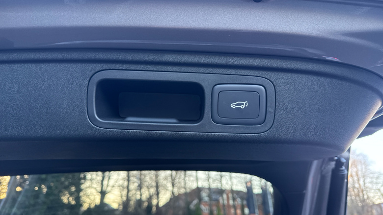 MG HS 1.5 T-GDI PHEV Trophy 5dr Auto Hatchback